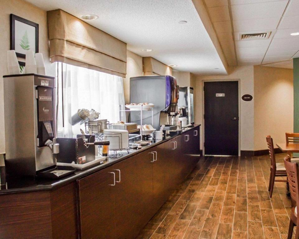 Sleep Inn Geistown Экстерьер фото