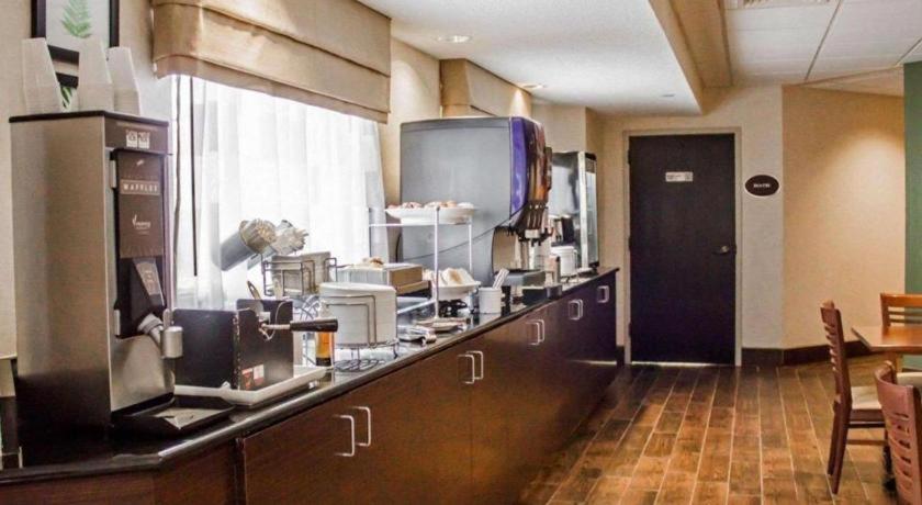 Sleep Inn Geistown Экстерьер фото
